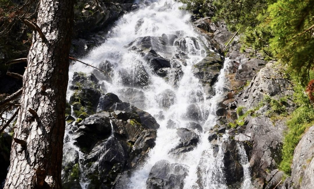 cascada del gerdar