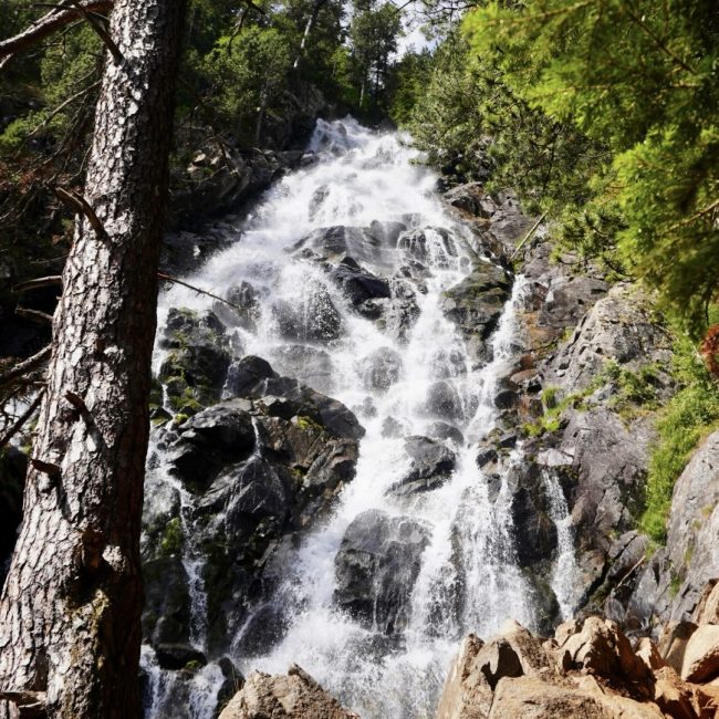 cascada del gerdar